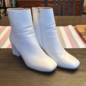 IDIFU Women’s Square Toe Short Boots - Size 7.5